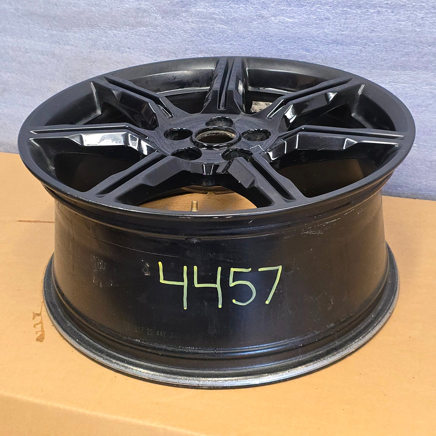 2018-2021 19" FORD MUSTANG GT 19X8.5 BLACK WHEEL JR3J-1007-FA #4457