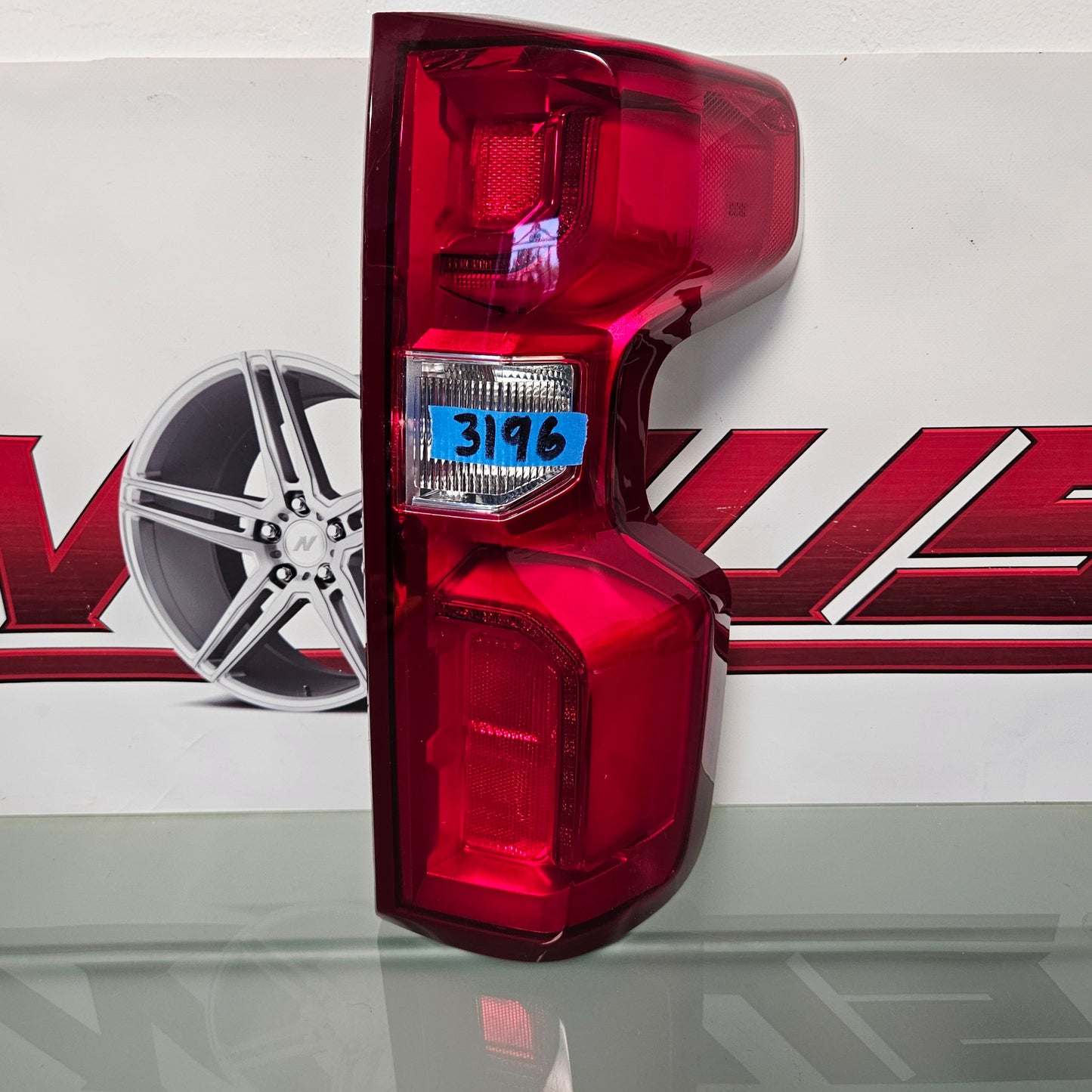 2020-2023 CHEVY SILVERADO 1500 RIGHT LED TAIL LIGHT OEM 21 22 #3196