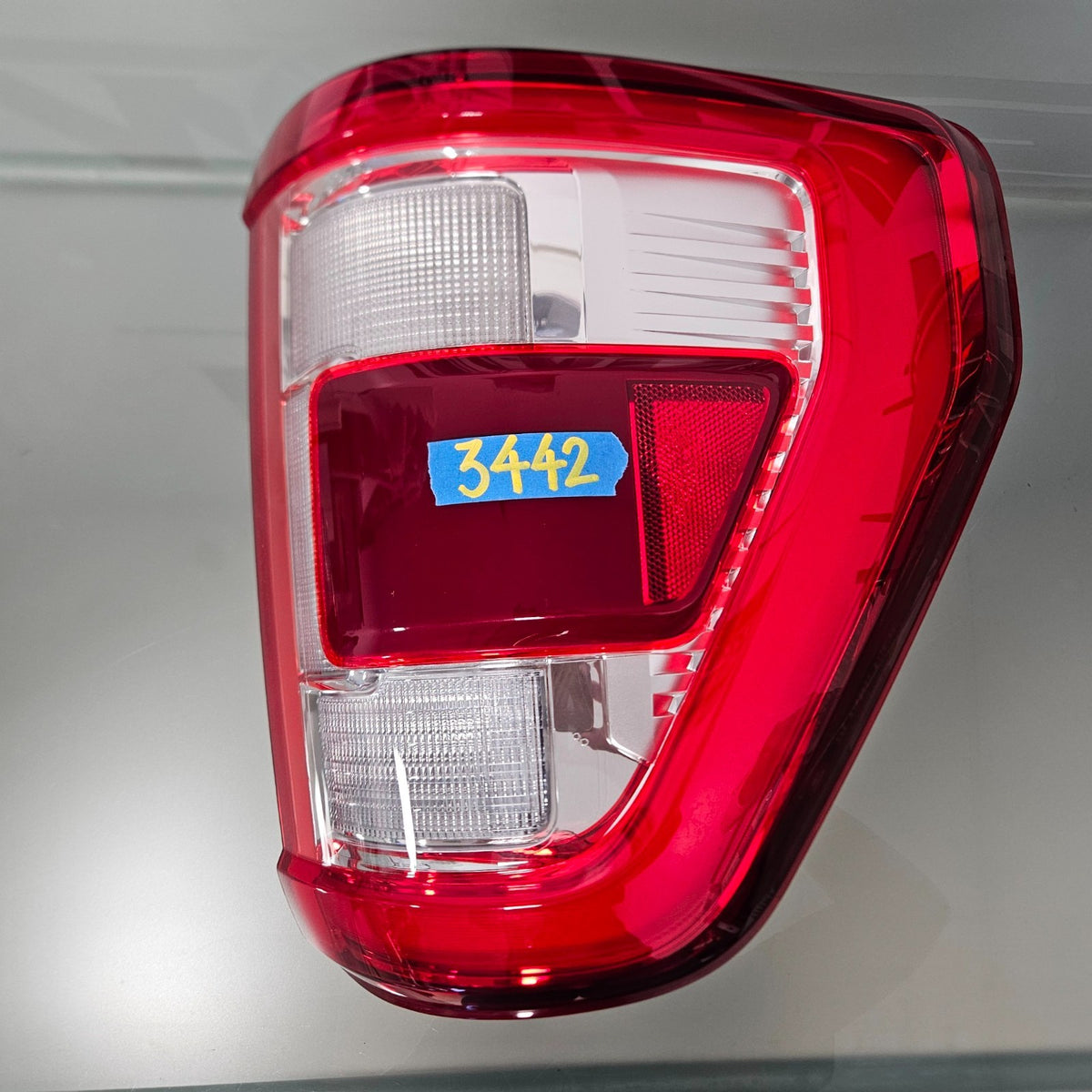 2021-2024 FORD F150 TAIL LIGHT LED RIGHT PASSENGER BLIND SPOT LED #34426