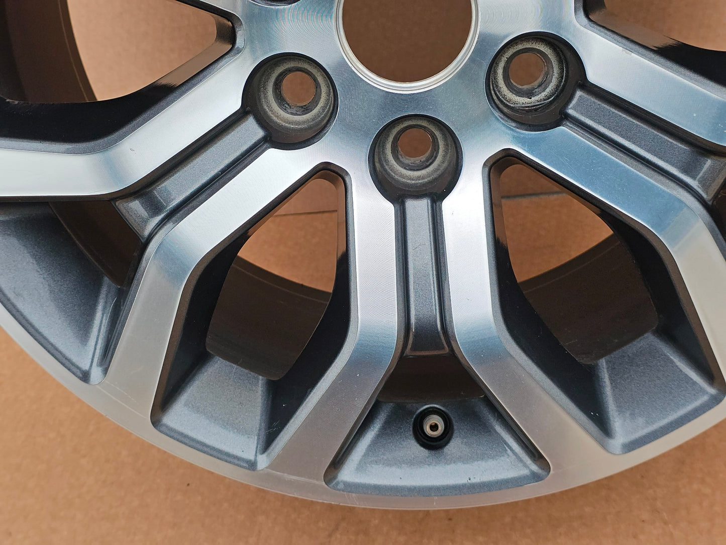 2021-2024 18" Ford F150 Machined Charcoal Wheel Rim ML34-1007-DA ML3Z #4118
