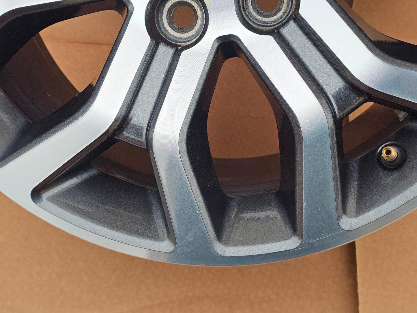 2021-2024 18" Ford F150 Machined Charcoal Wheel Rim ML34-1007-DA ML3Z #4115