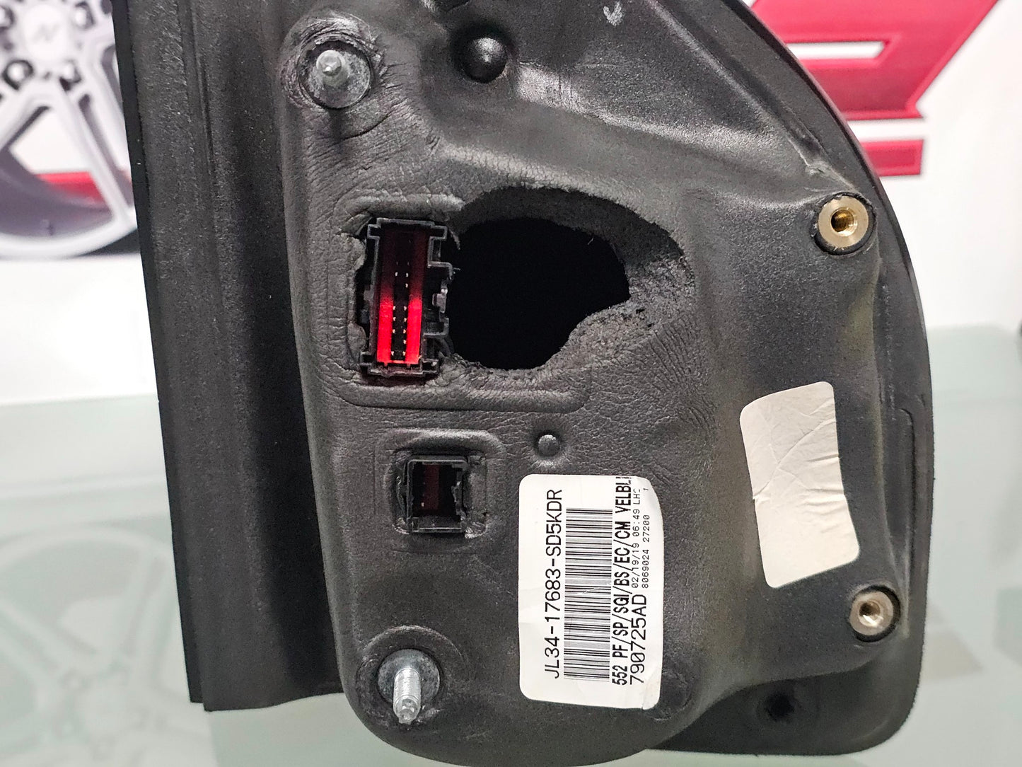 2015-2020 FORD F150 LEFT DRIVER MIRROR POWER FOLD CAMERA SIGNAL NO BLIS #3123