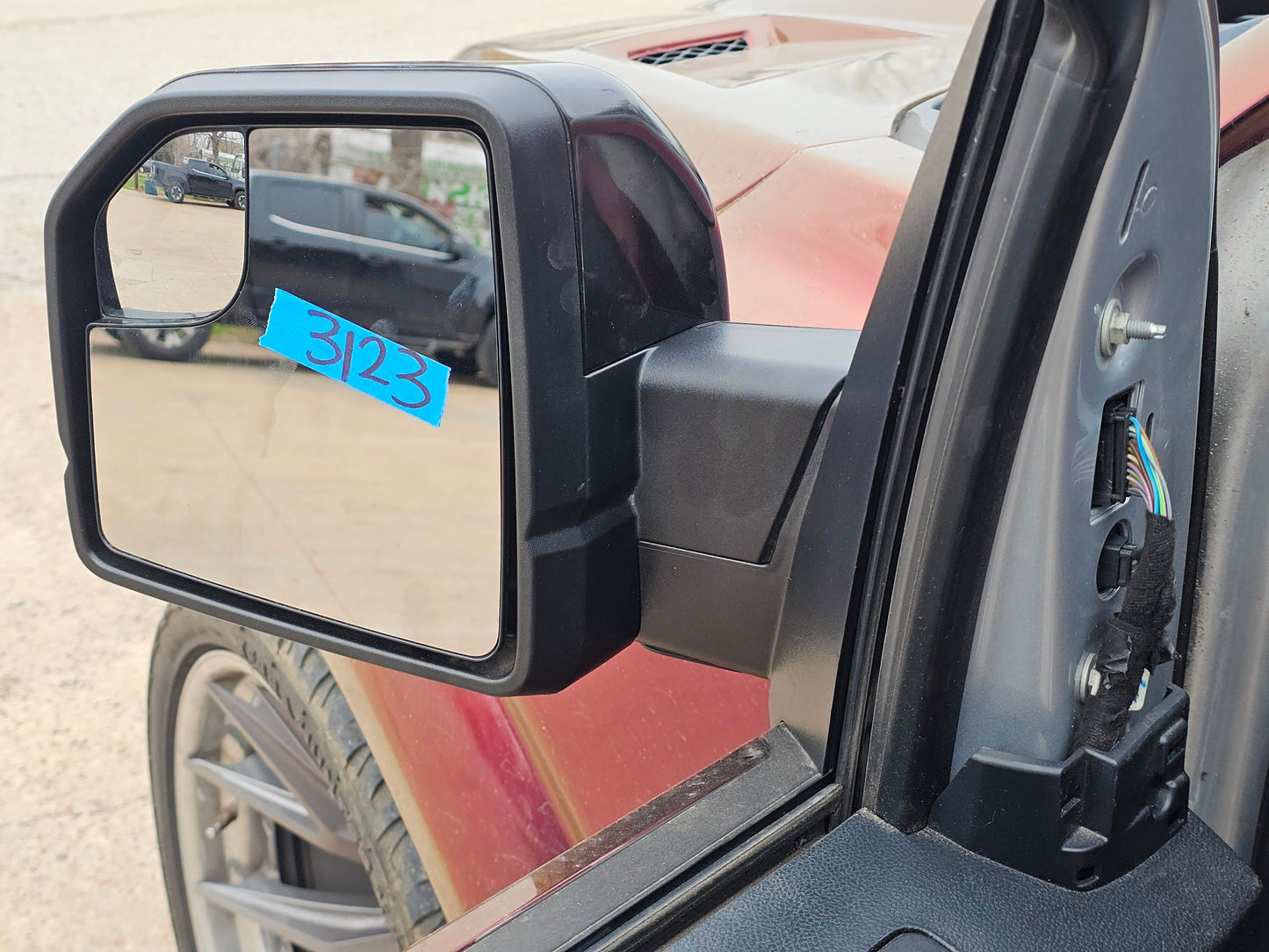2015-2020 FORD F150 LEFT DRIVER MIRROR POWER FOLD CAMERA SIGNAL NO BLIS #3123