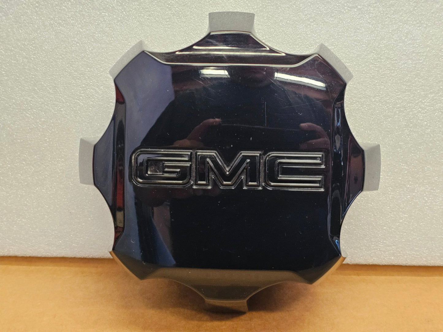 2020-2025 GMC SIERRA AT4 2500 3500 GLOSS BLACK CENTER CAP OEM 84307951 #4199-1