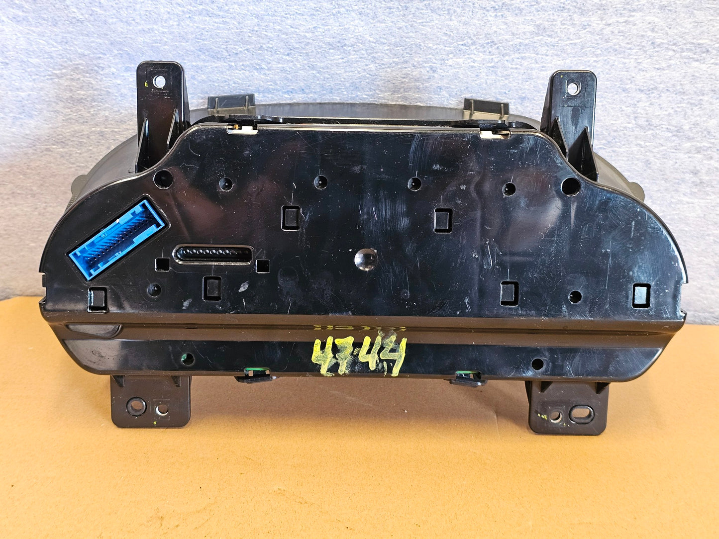 2017 GMC SIERRA 1500 CHEVY SILVERADO CLUSTER SPEEDOMETER 23391248 #4216
