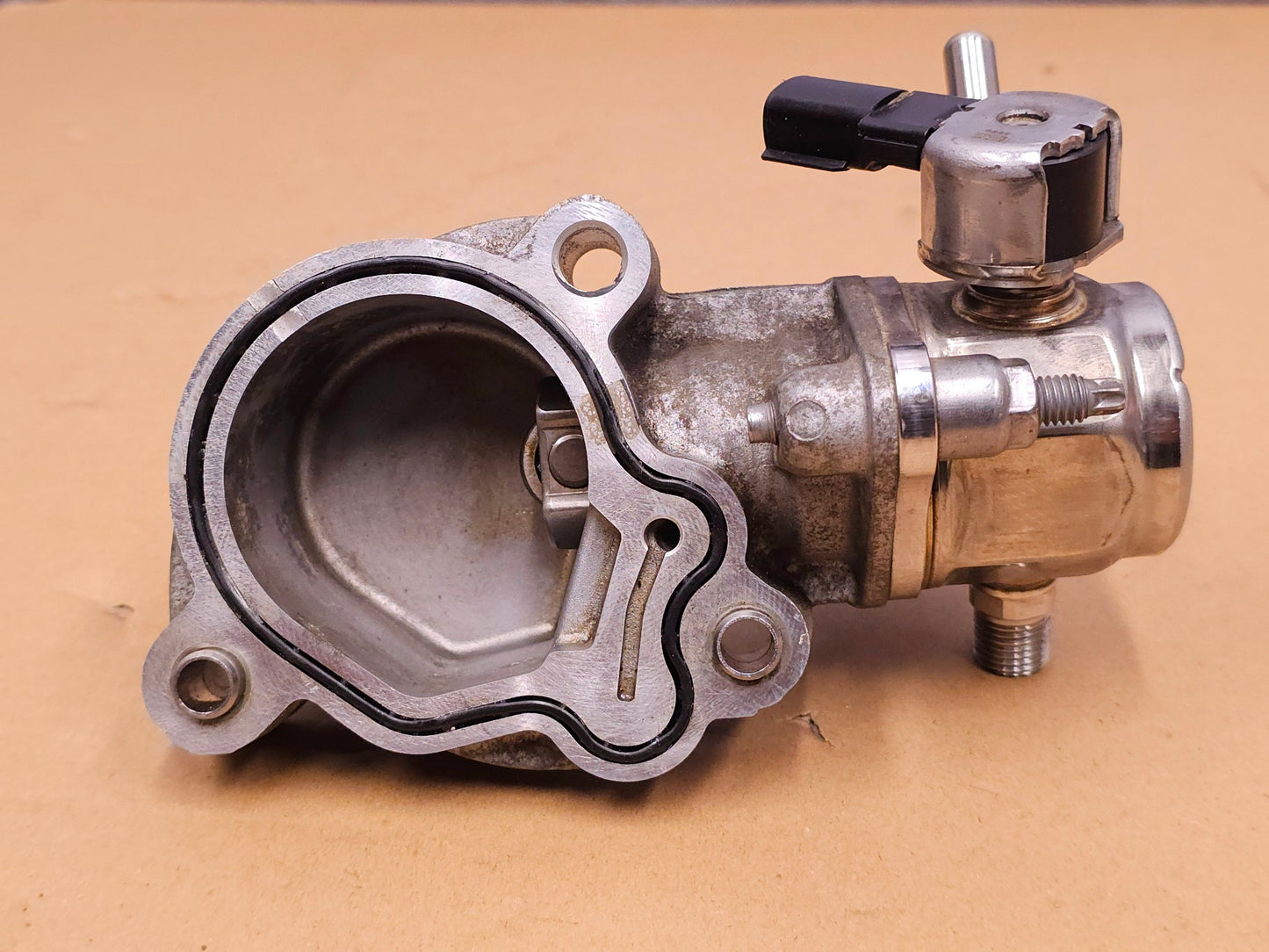 2021-2024 FORD F150 2.7 ECOBOOST HIGH PRESSURE FUEL PUMP OEM #4236