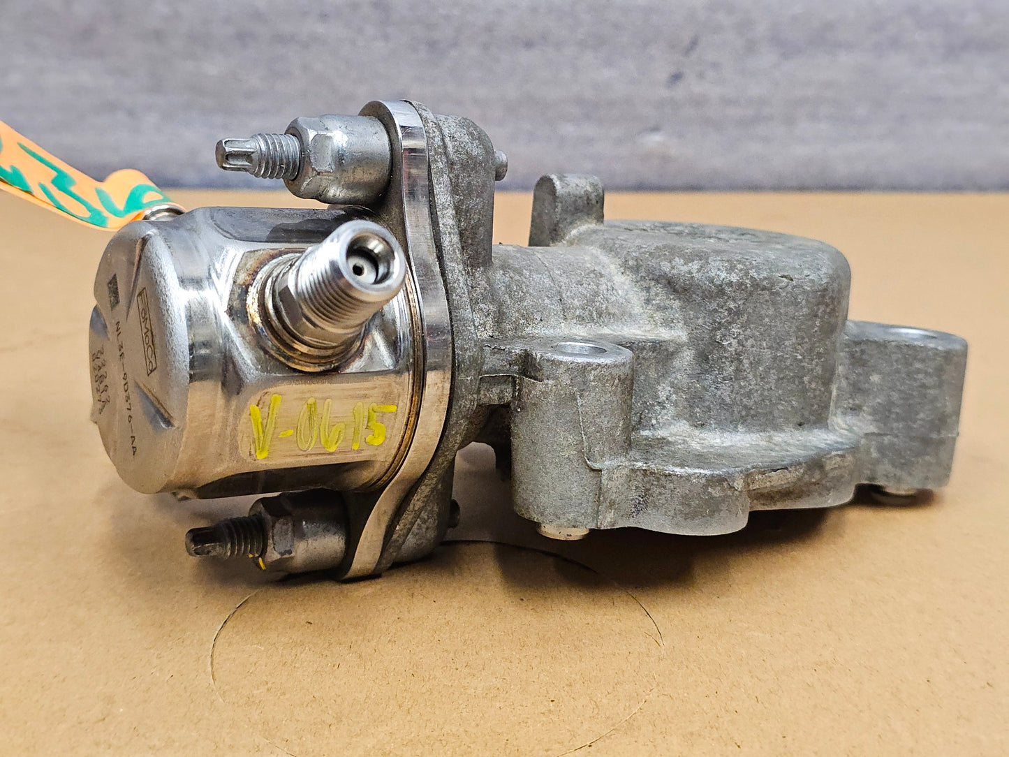 2021-2024 FORD F150 2.7 ECOBOOST HIGH PRESSURE FUEL PUMP OEM #4236