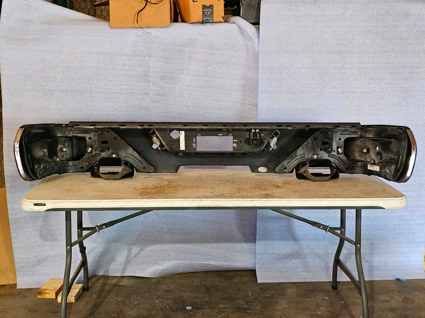 19-25 GMC SIERRA CHEVY SILVERADO 1500 CHROME REAR BUMPER DUAL EXHAUST 24 #3499