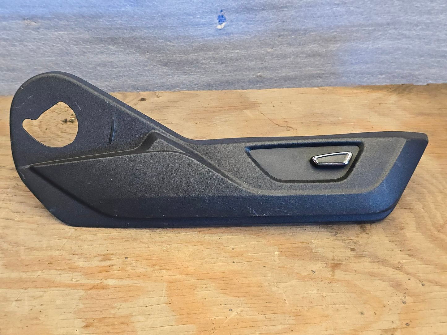 2015-2023 FORD MUSTANG FRONT RIGHT POWER SEAT CONTROL SWITCH FR3B-6362184 #4409