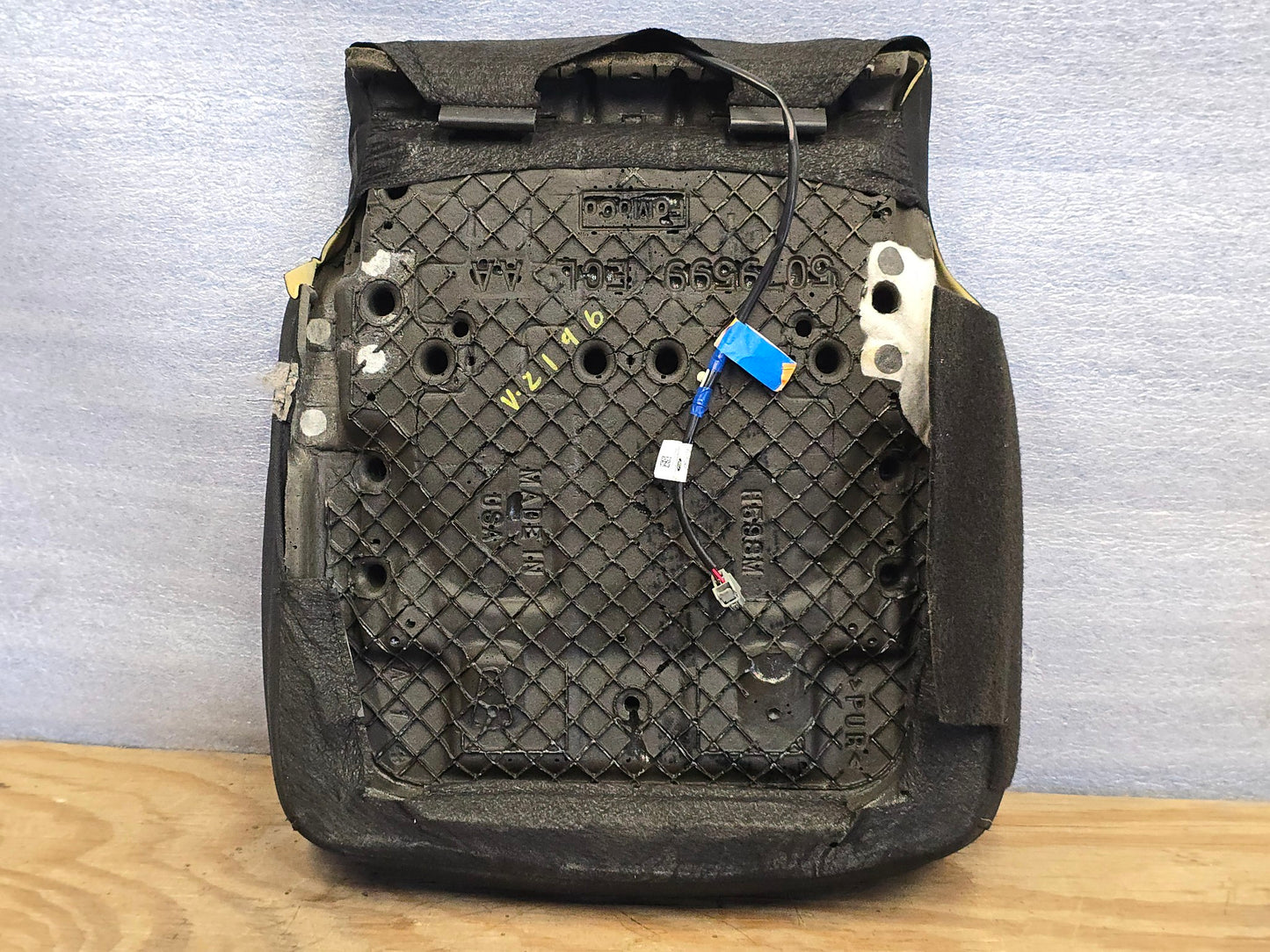21-25 FORD F150 FRONT LEFT DRIVER LOWER SEAT CUSHION BLACK CLOTH #4445