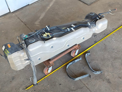 21 22 23 24 25 FORD F150 26 GALLON 2.7 GAS FUEL PUMP TANK #4452