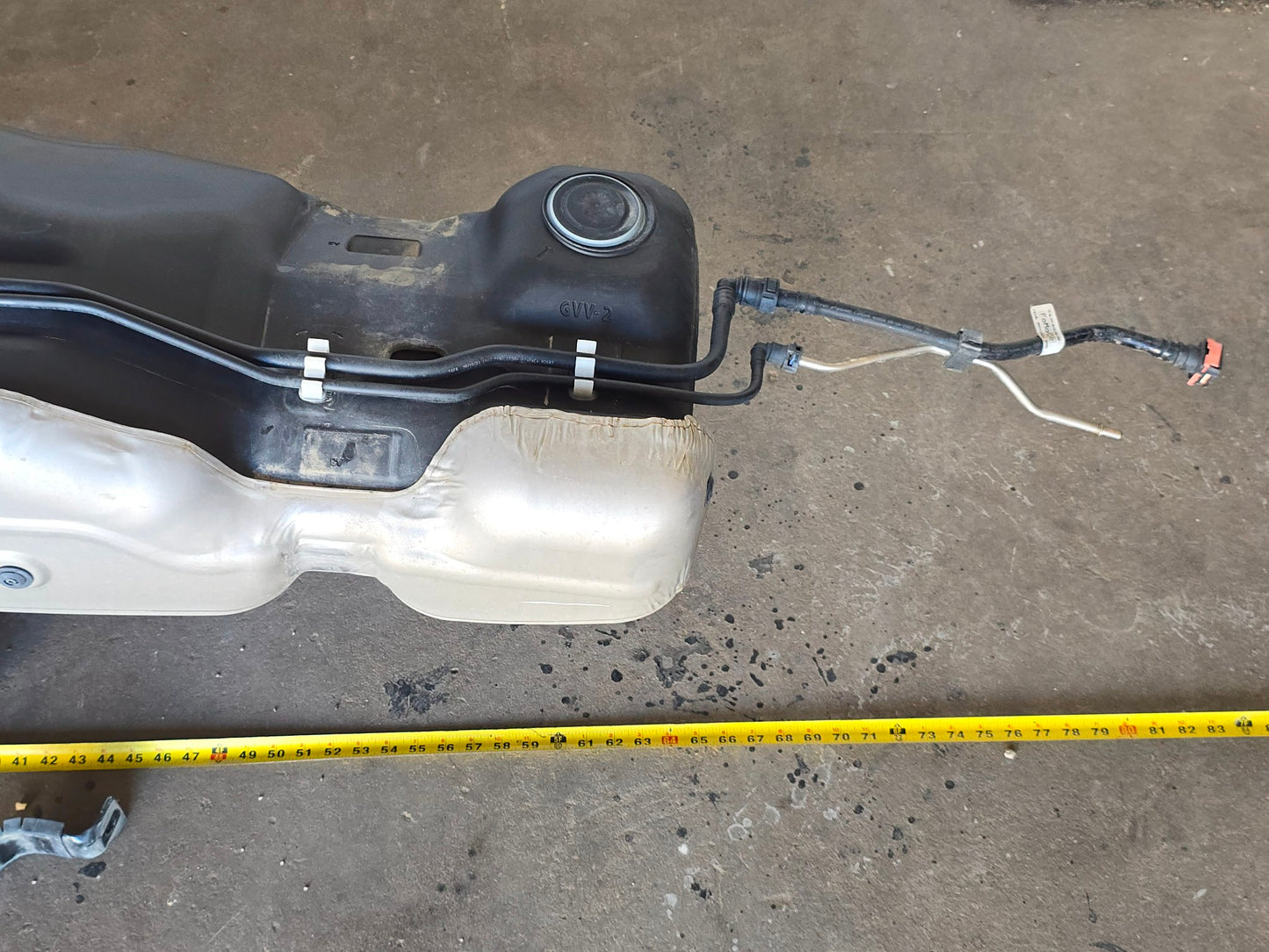 21 22 23 24 25 FORD F150 26 GALLON 2.7 GAS FUEL PUMP TANK #4452