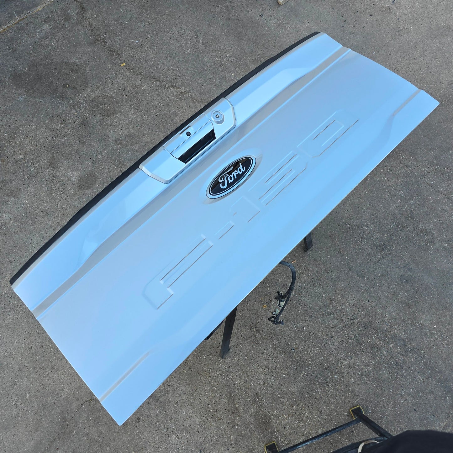 2021-2025 FORD F150 ICONIC SILVER TAILGATE CAMERA XLT LARIAT 22 23 24 #4481