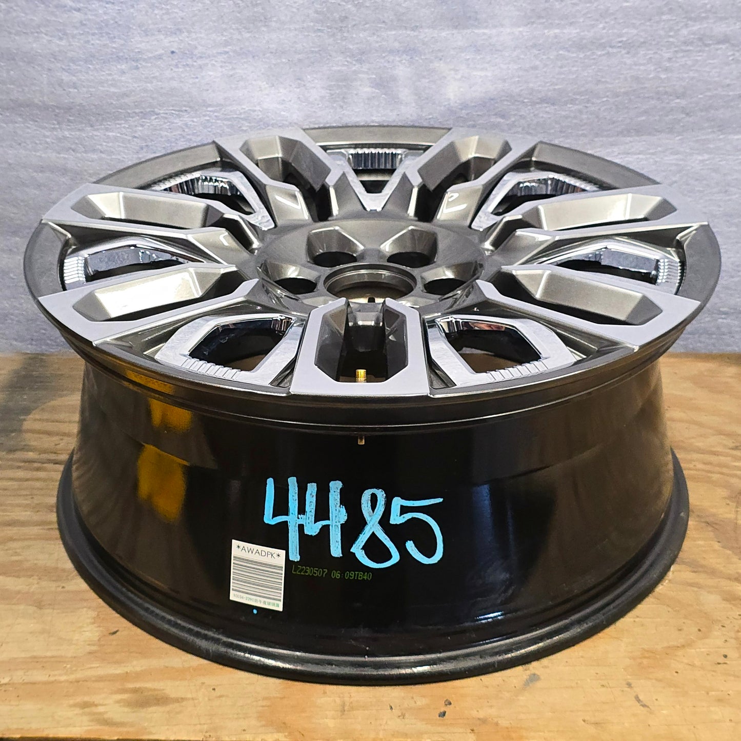 2023-2026 22" GMC SIERRA1500 DENALI YUKON GRAY MACHINED WHEEL 84554352  #4485
