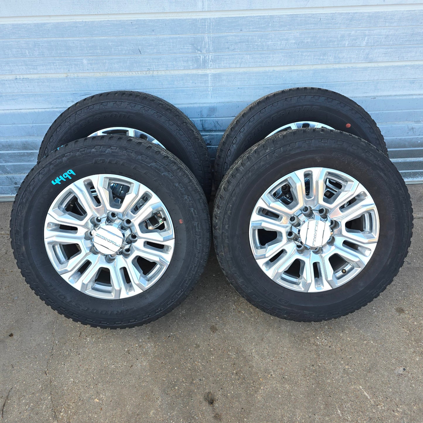 20" GMC SIERRA 2500 DENALI POLISHED WHEELS TIRES CHEVY SILVERADO 21 22 23 #4499