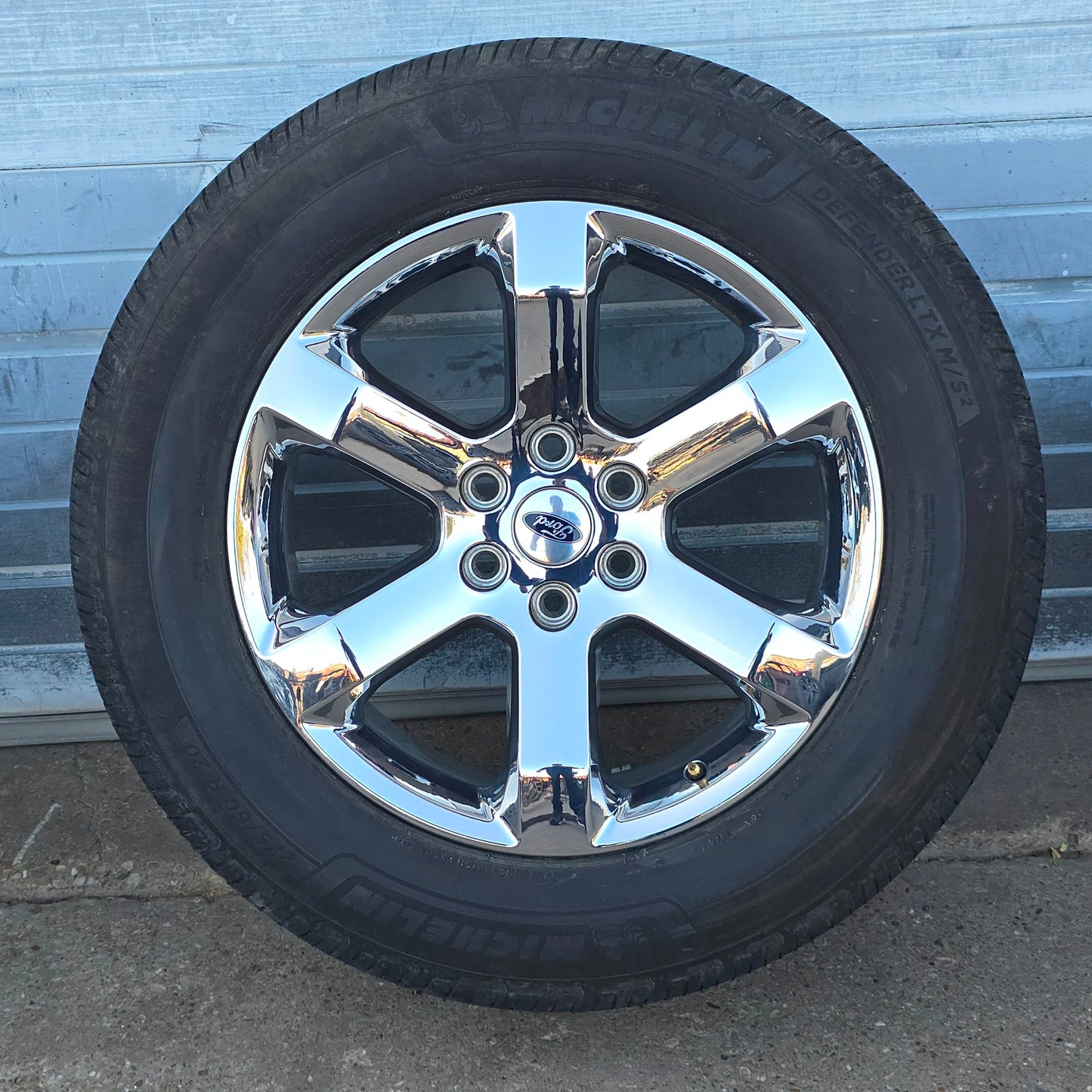 20" FORD F150 EXPEDITION CHROME WHEELS MICHELIN TIRES 2021 2022 2023 2024 #4500