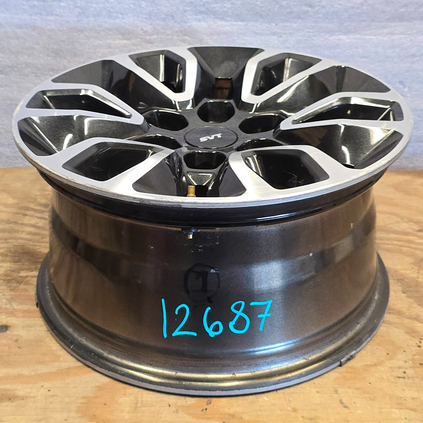 1)12-14 17" FORD F150 RAPTOR BLACK OEM 6x135 WHEEL RIM CL3V-1007-AA #12687