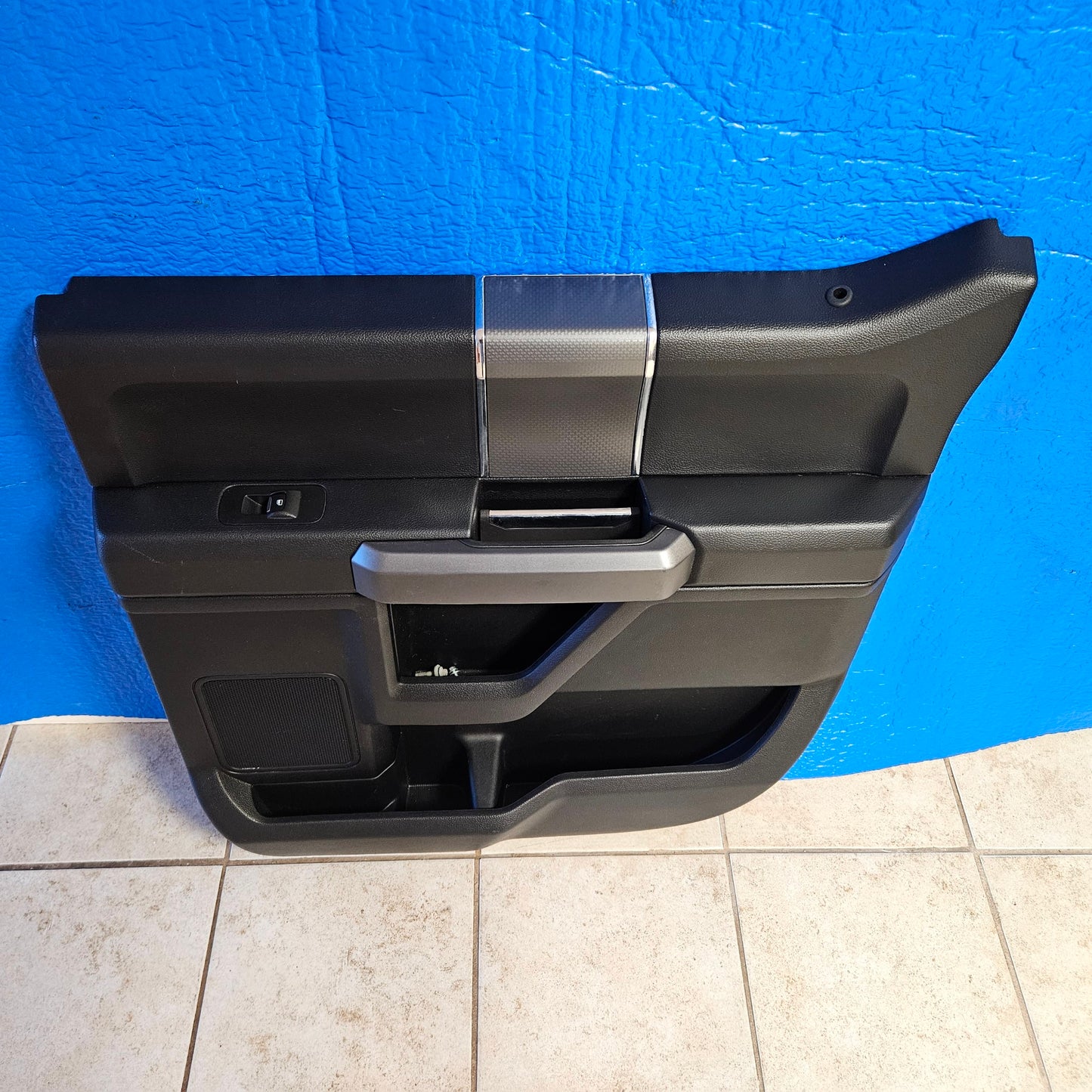 2015-2020 FORD F150 SUPERCREW REAR RIGHT PASSENGER DOOR PANEL BLACK SPORT 3079