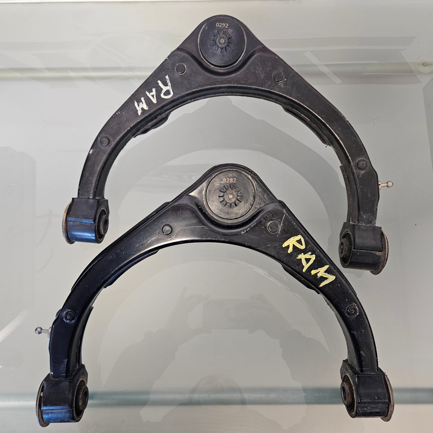 2019-2024 RAM 1500 LEFT & RIGHT UPPER CONTROL ARMS GENUINE MOPAR  #3130