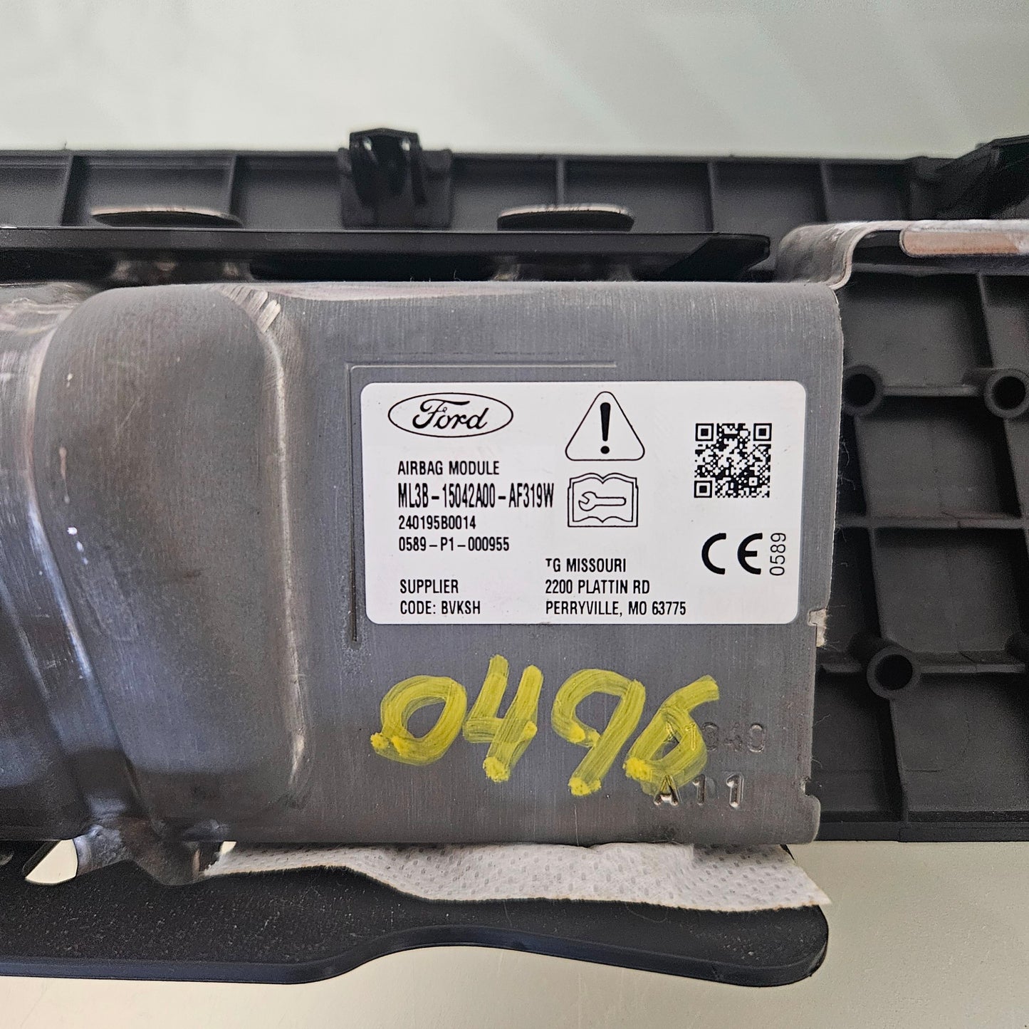 2021-2025 FORD F150 KNEE FRONT RIGHT PASSENGER LOWER DASH BLACK 22 23 24 #3476