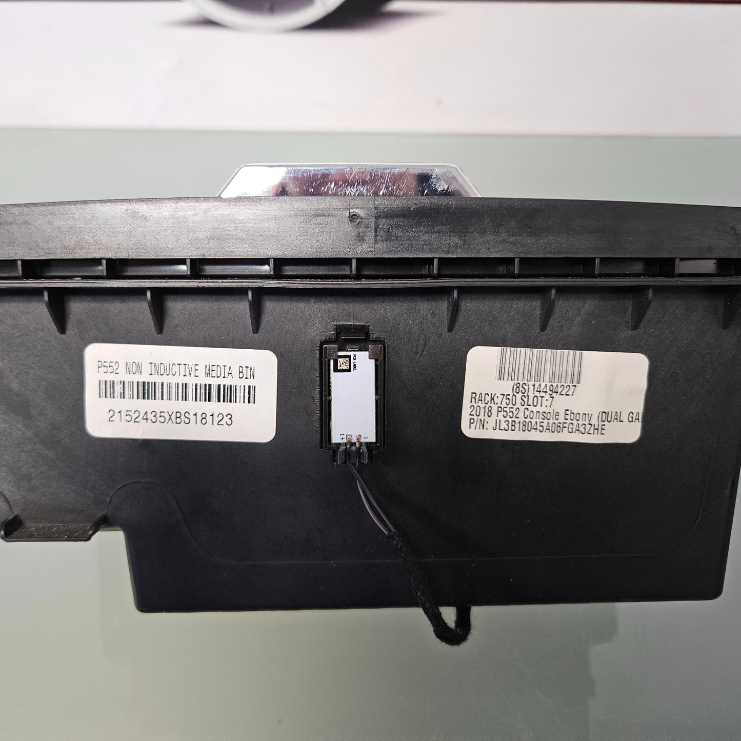 2015-2020 FORD F150 CENTER CONSOLE LID TRAY COVER USB PORT FL3B-15045P77-A #3633