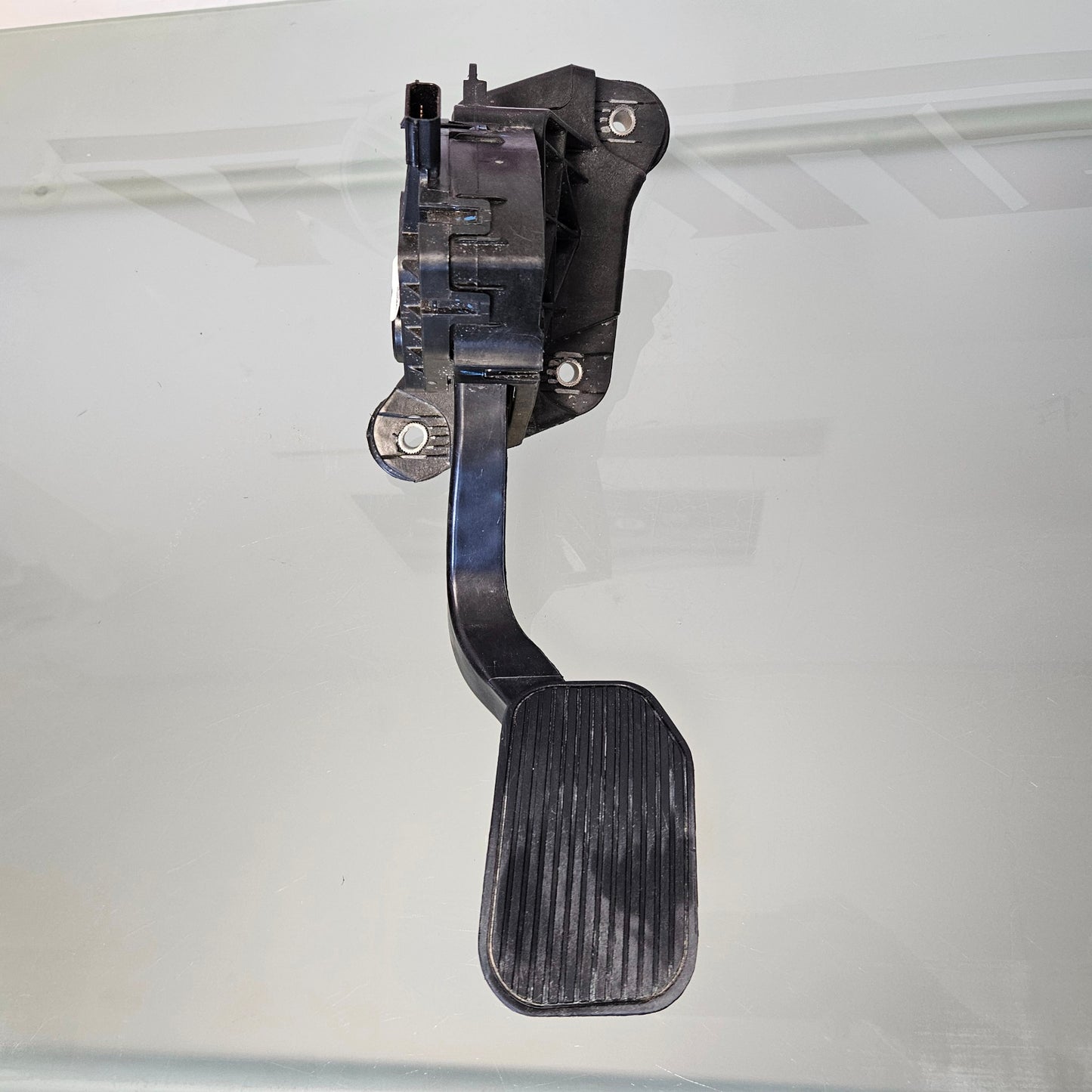 2018-2024 FORD F150 GAS ACCELERATOR PEDAL W/ SENSOR FL34-9F836-AD #3697