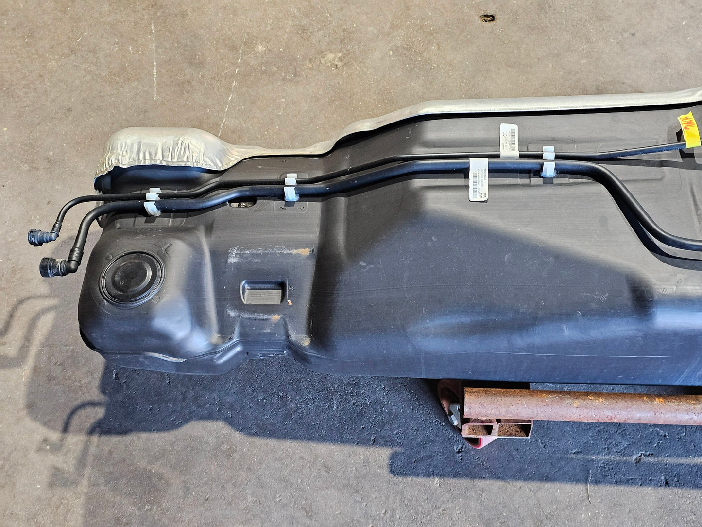 21 22 23 24 FORD F150 26 GALLON 2.7 GAS FUEL PUMP TANK -4046