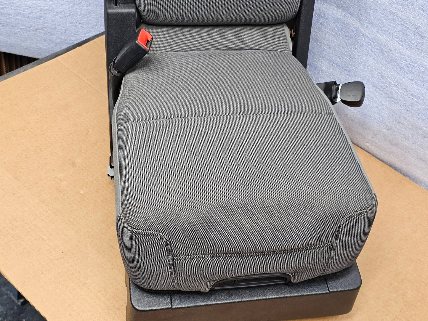 2015-2025 FORD F150 F250 F350 FRONT CENTER SEAT JUMP CONSOLE CLOTH GRAY #4052