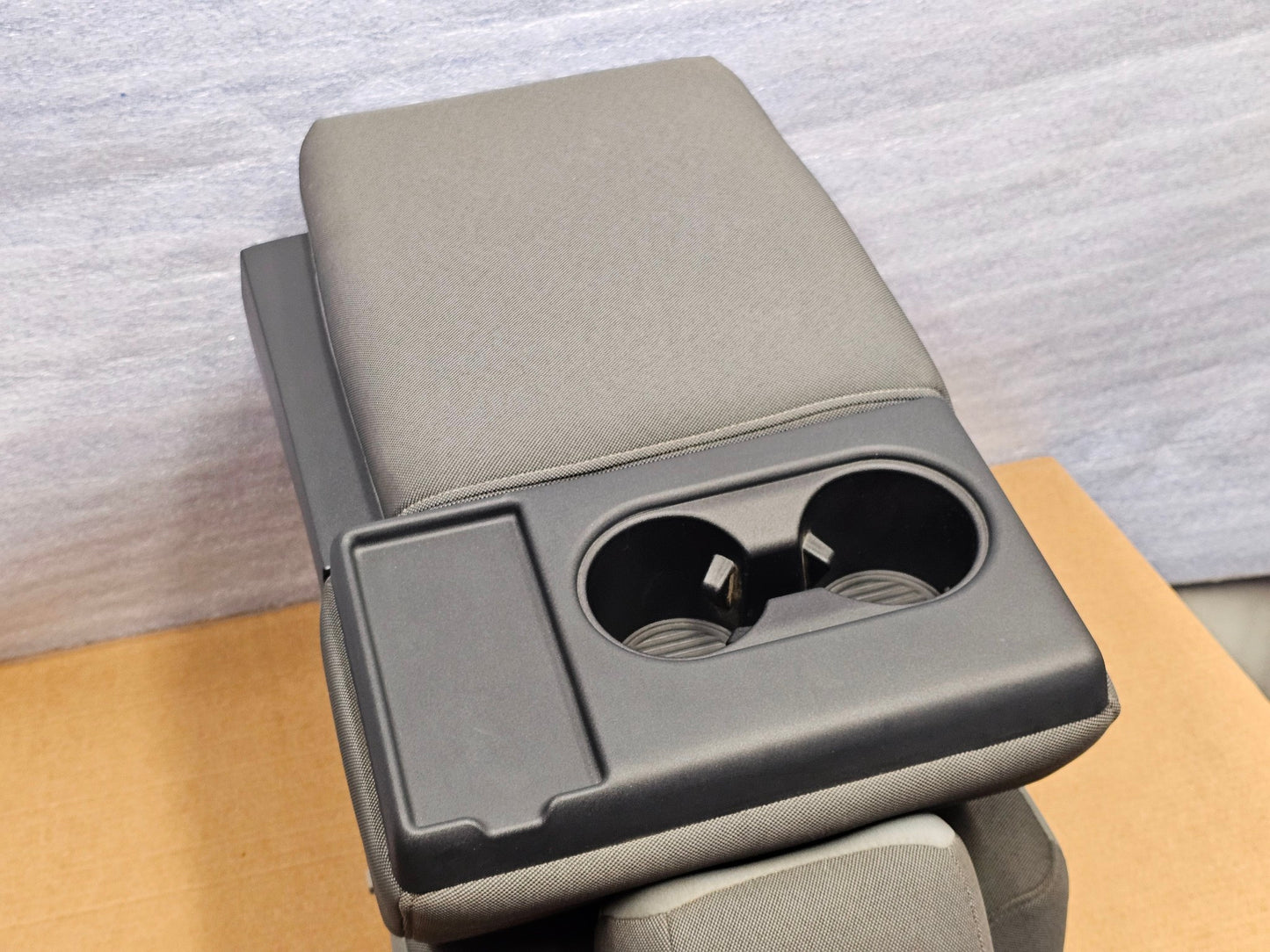 2015-2025 FORD F150 F250 F350 FRONT CENTER SEAT JUMP CONSOLE CLOTH GRAY #4052