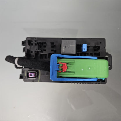 2024 GMC SIERRA AT4 SILVERADO 2500 3500 CABIN FUSE & RELAY BOX 87829565 #13415