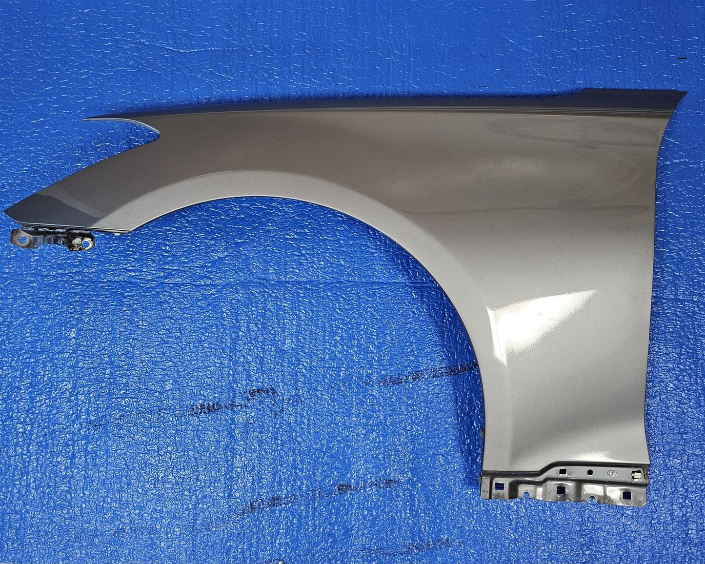 2015-2020 HYUNDAI GENESIS G80 SEDAN LEFT DRIVER FENDER OEM 2016 2017 2018 -9006
