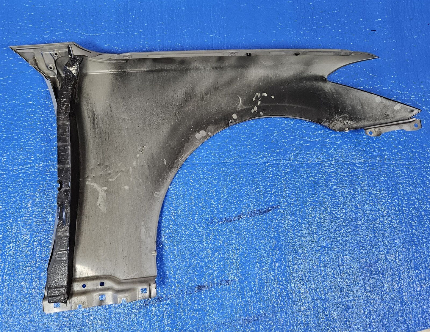 2015-2020 HYUNDAI GENESIS G80 SEDAN LEFT DRIVER FENDER OEM 2016 2017 2018 -9006