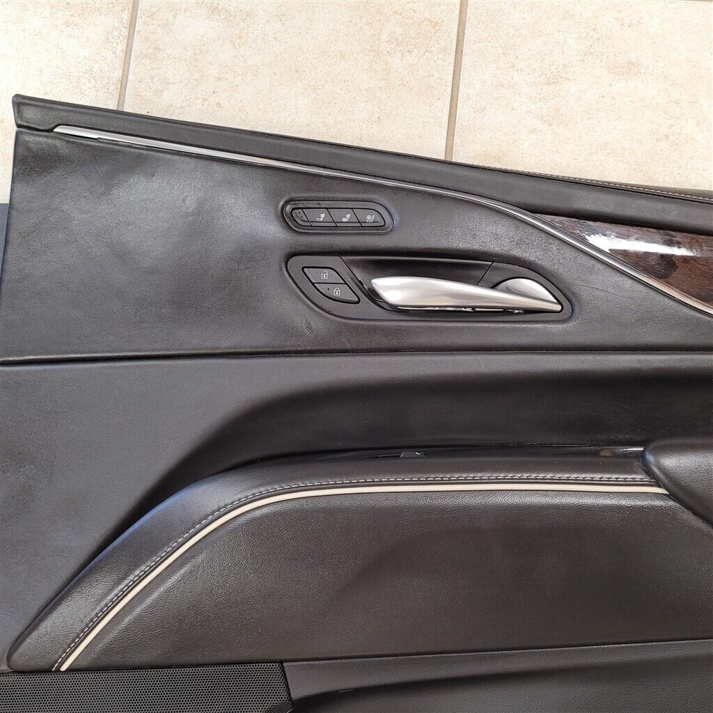 2021 2022 2023 CADILLAC ESCALADE PLATINUM FRONT PASSENGER RIGHT DOOR PANEL 12068