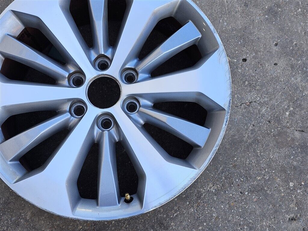 1-OEM 20" FORD F150 XLT WHEEL SILVER MACHINED RIM HL34-1007-JA LARIAT #12842