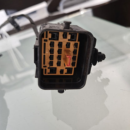 2015 HYUNDAI GENESIS G80 SEDAN DRIVER FRONT BUMPER HEADLIGHT CONNECTOR HARNESS