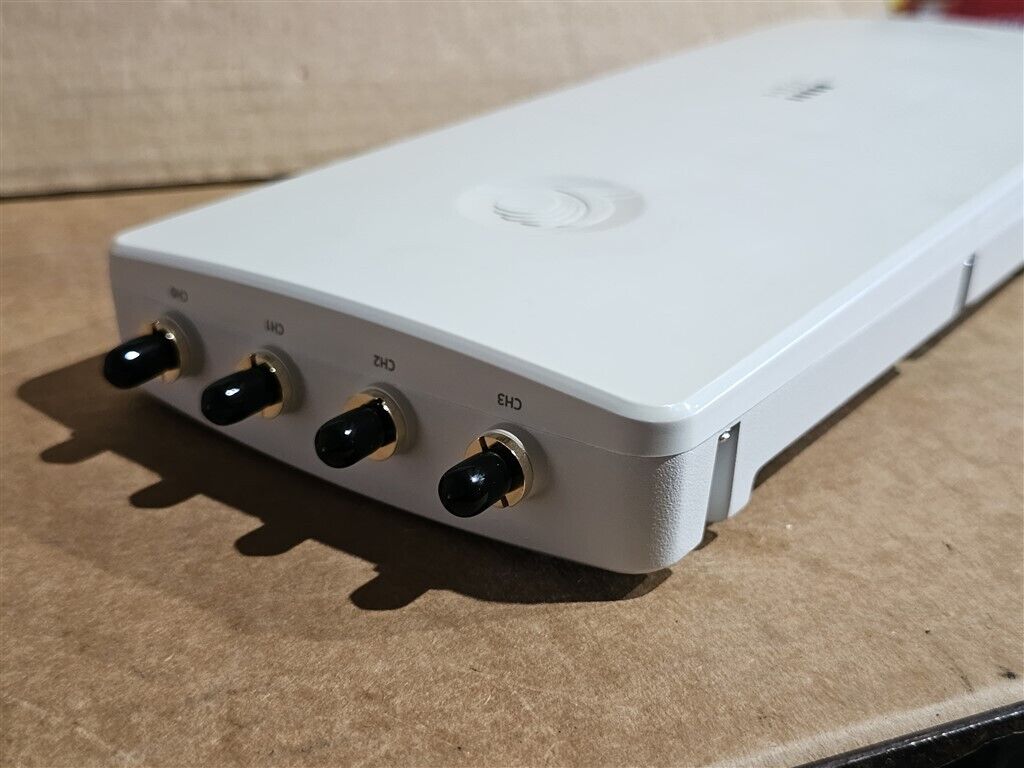 NEW CAMBIUM ePMP 3000 5GHz 4x4 MU-MIMO ACCESS POINT w/ GPS C058910A102A #12503