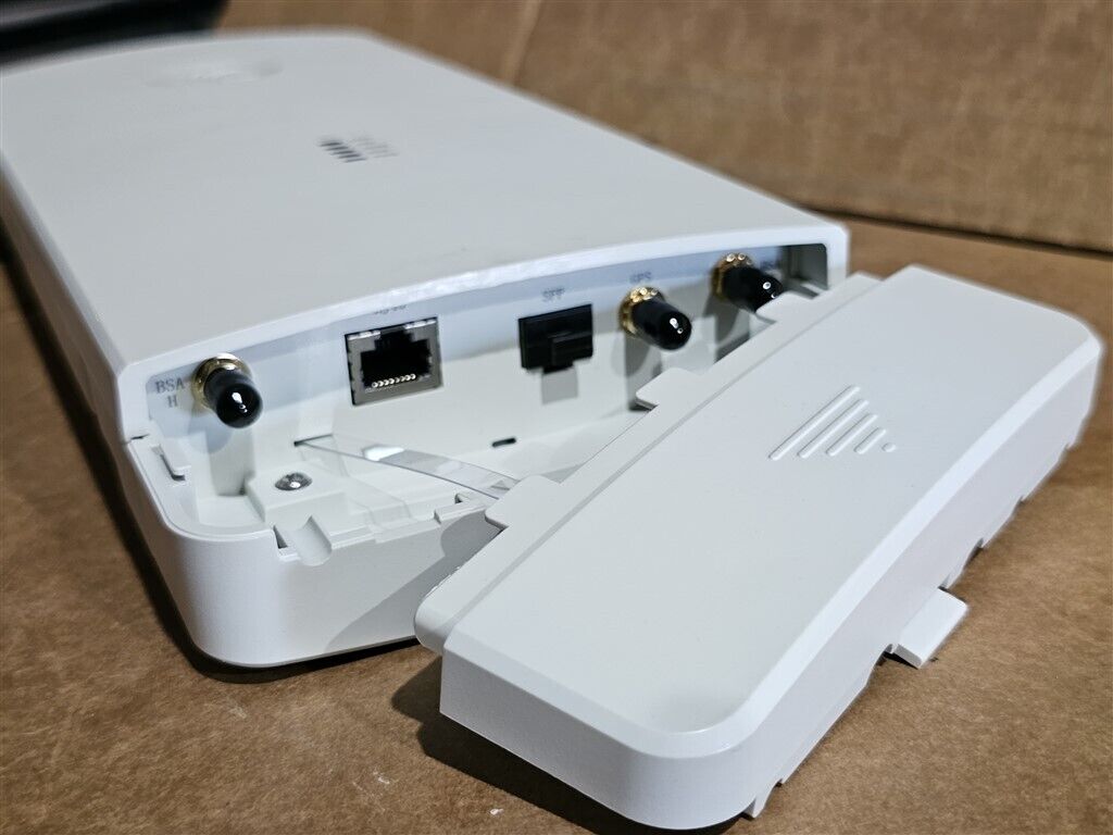 NEW CAMBIUM ePMP 3000 5GHz 4x4 MU-MIMO ACCESS POINT w/ GPS C058910A102A #12503