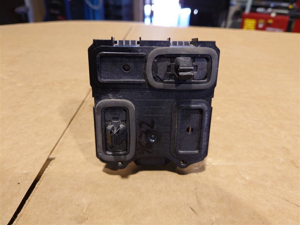 2018-2020 FORD MUSTANG REAR BLIND SPOT SENSOR MODULE OEM JR3T-14D453-CC EDGE GT