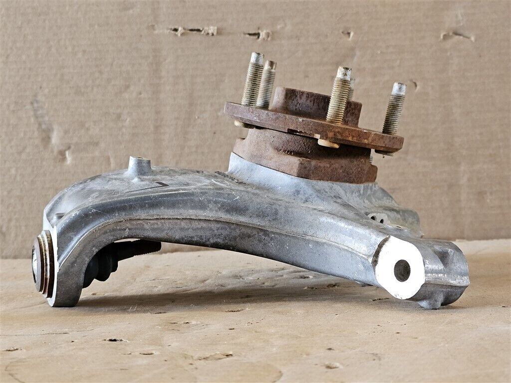 14-19 CHEVY CORVETTE LEFT STEERING KNUCKLE & HUB 20959403 STINGRAY Z06 ZR1 SPORT