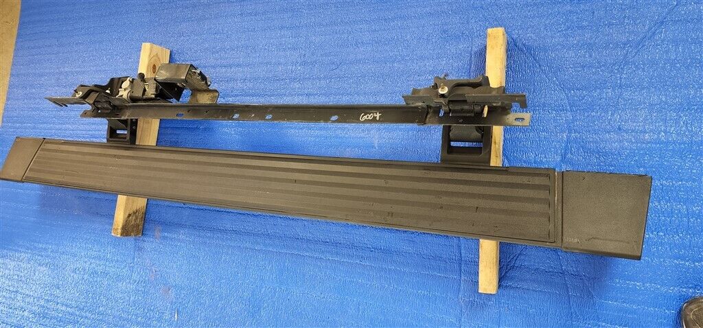 07-14 CADILLAC ESCALADE TAHOE YUKON LEFT DRIVER POWER SIDE STEP RUNNING BOARD