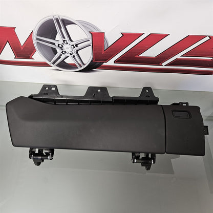 2024 GMC SIERRA AT4 2500 UPPER BLACK GLOVE BOX STORAGE COMPARTMENT 85610053 2023