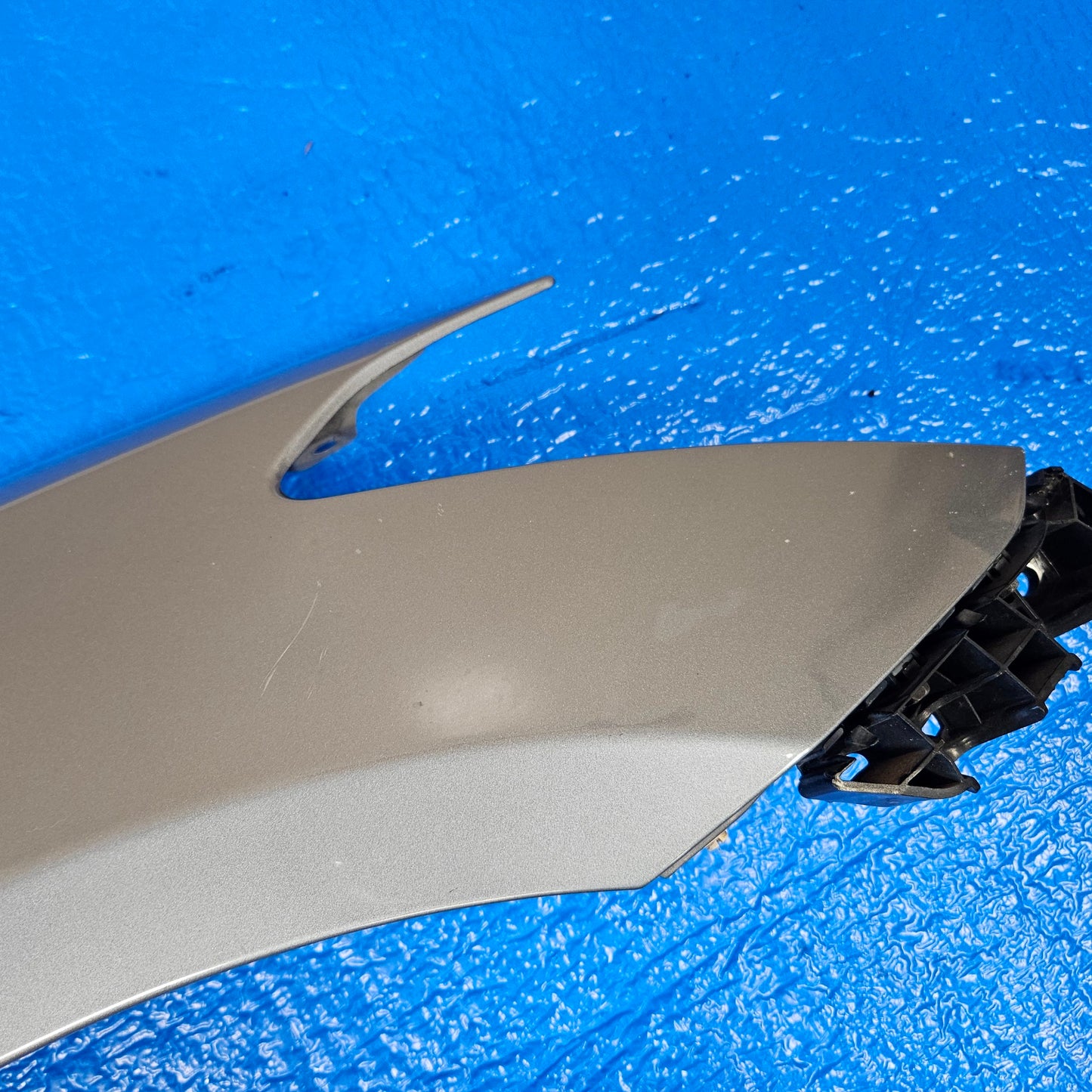 2015-2020 HYUNDAI GENESIS G80 SEDAN RIGHT PASSENGER FENDER SILVER OEM #3597