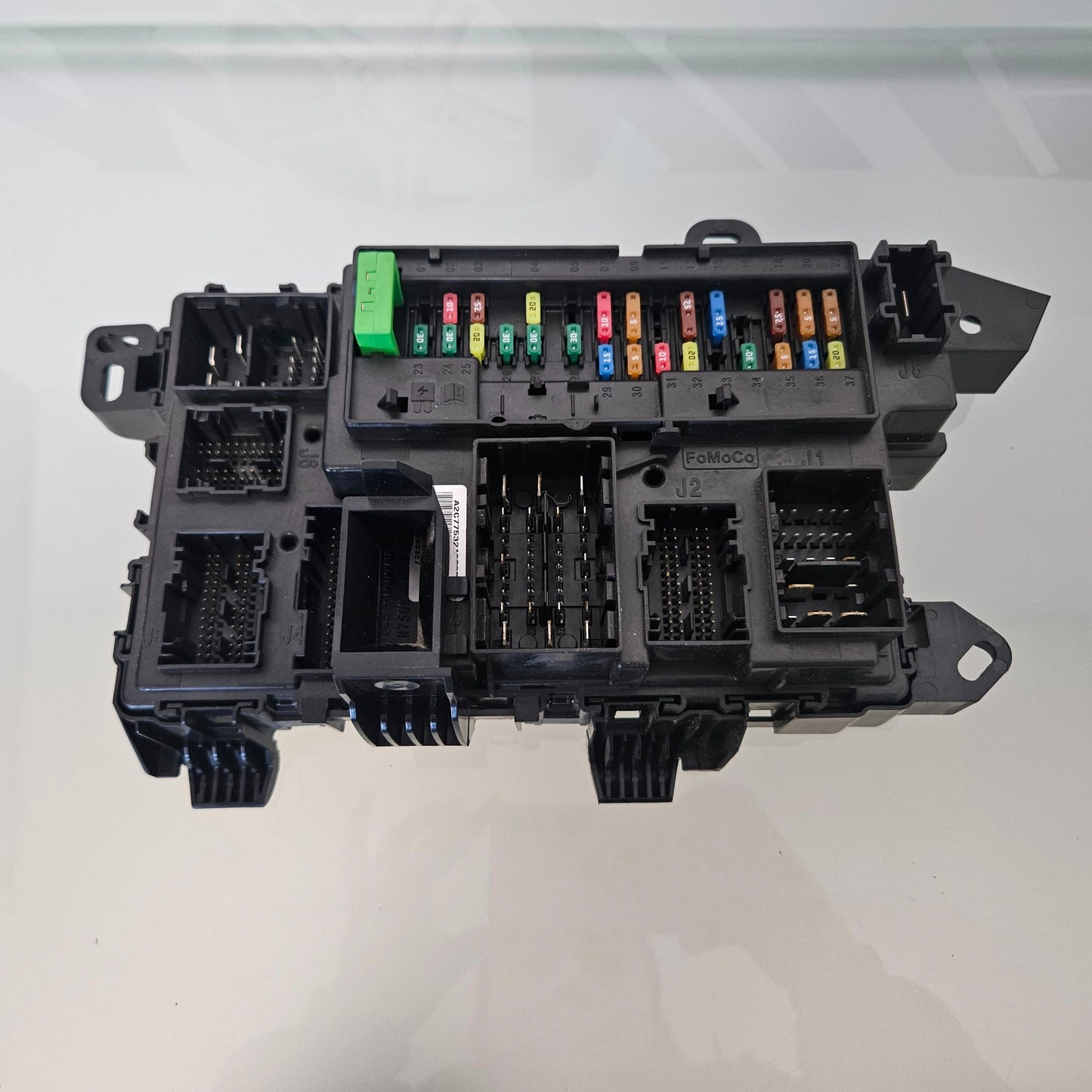 21 22 23 FORD F150 FUSE RELAY JUNCTION BOX CONTROL MODULE MU5T-15604 #3152