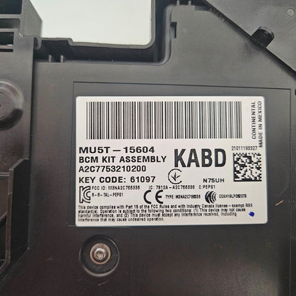 21 22 23 FORD F150 FUSE RELAY JUNCTION BOX CONTROL MODULE MU5T-15604 #3152