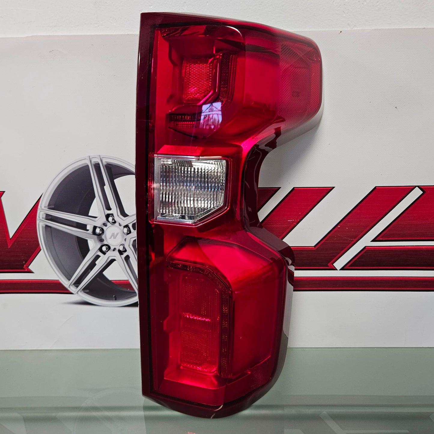 2020-2023 CHEVY SILVERADO 1500 RIGHT LED TAIL LIGHT OEM  21 22 #3196