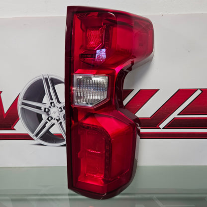 2020-2023 CHEVY SILVERADO 1500 RIGHT LED TAIL LIGHT OEM  21 22 #3196