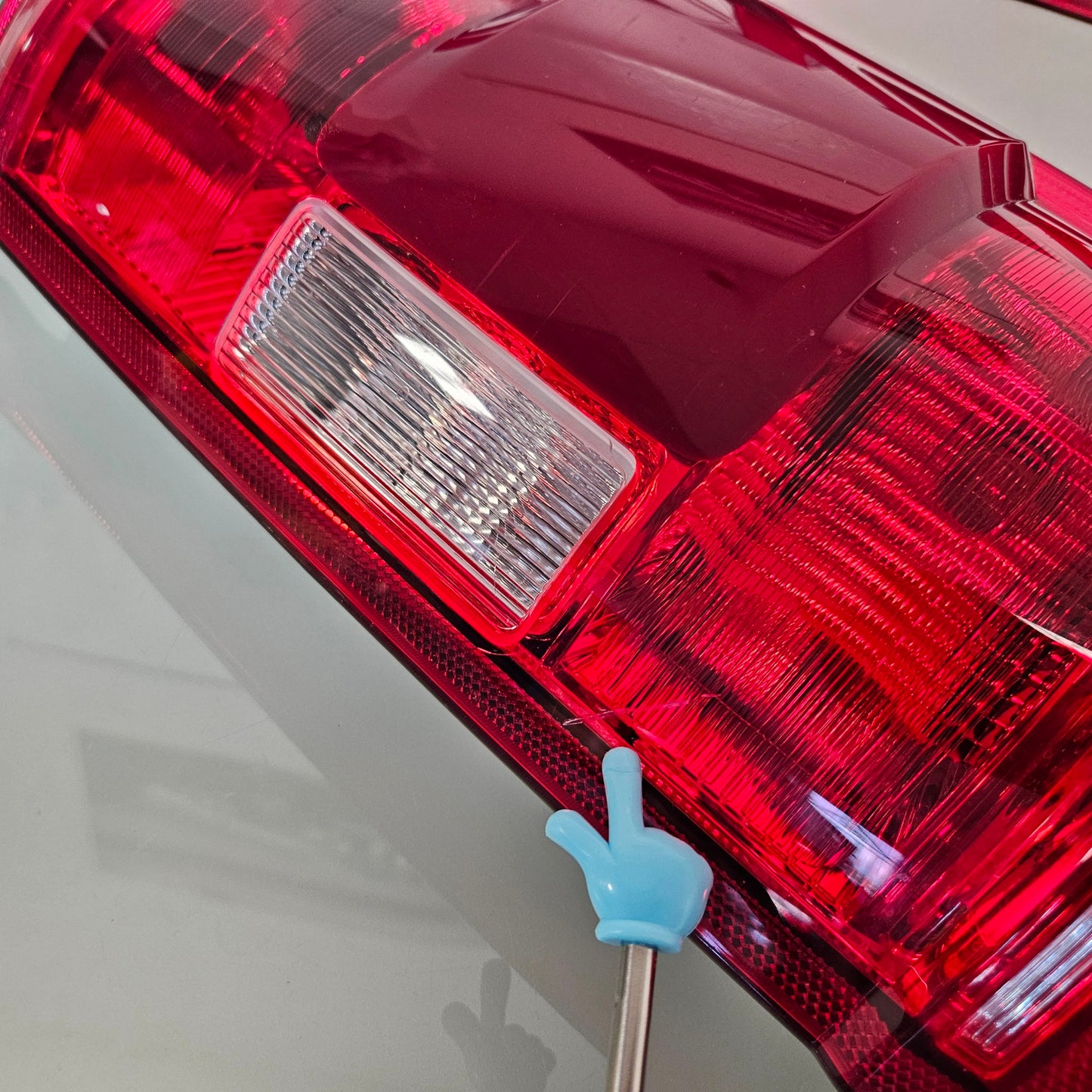 2021-2023 FORD F150 PASSENGER RH TAIL LIGHT W/ BLIND SPOT SENSOR HALOGE #3229