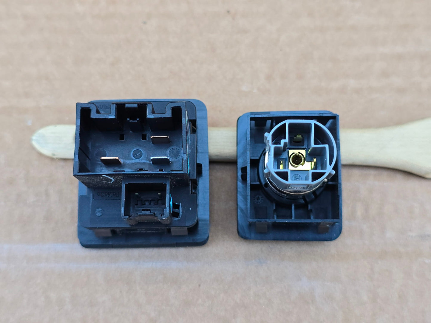 21-25 FORD F150 DASH 120V 400W POWER OUTLET MU5T-19G310-AB, ML3T-19A487-A #4316