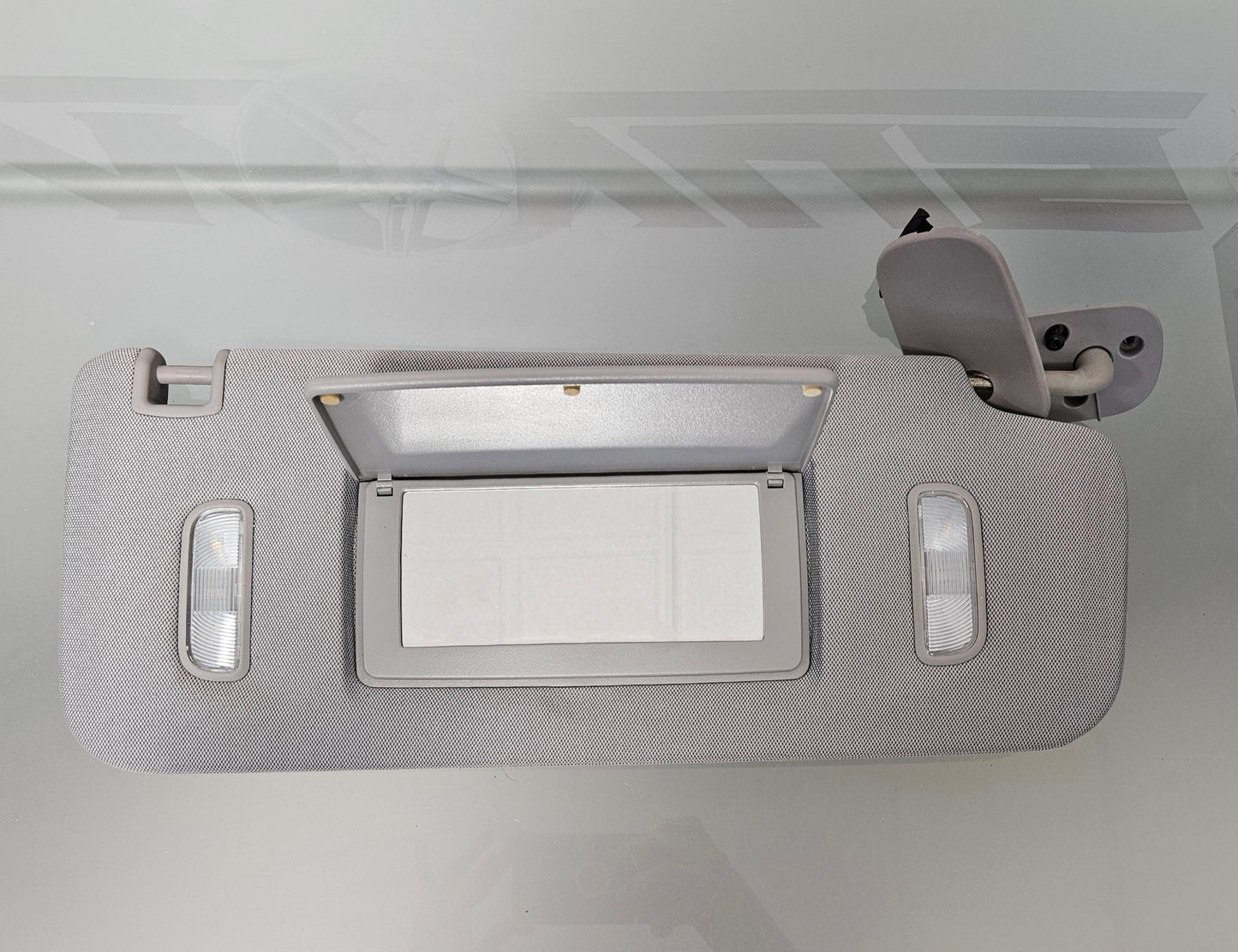 2017 GMC SIERRA SUN VISOR GRAY PASSENGER 544908429 #3240