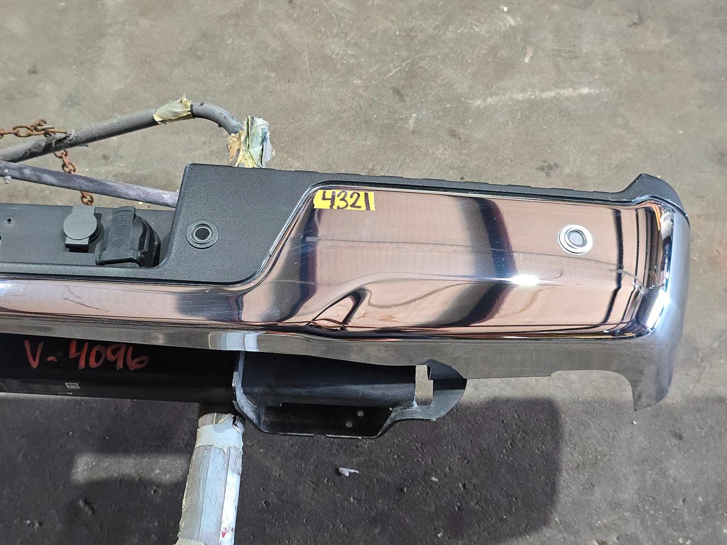 2021-2024 FORD F150 CHROME REAR BUMPER HITCH PARKING SENSORS #4321